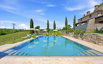 Dimora Chianti Shire: Stunning Tuscan Villa on Vin - Rietine, Tuscany, Italy