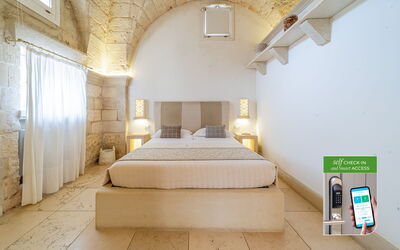 Accommodation:&nbsp;Carlottina Bianca - Romantic Room - Corte Dei Gran