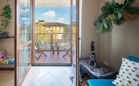 La Casa del Saggio: Wood, Interior Design, Apartment, Wood Stain, Glass, Chair, Wood Flooring, Hardwood, Balcony, Design