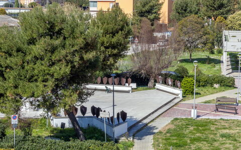 Suite Artemare: Tree, City, Public Space, Residential Area, Neighbourhood, Urban Design, Human Settlement, Apartment, Condominium