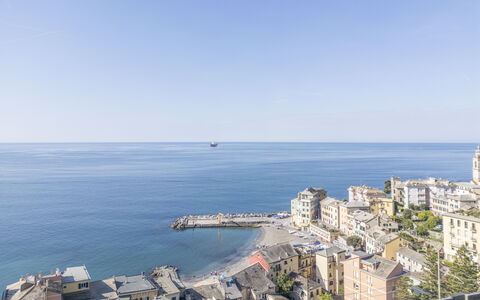 Central Design Flat With Parking, Bogliasco: Blue, Water, Body Of Water, Water Resources, Horizon, Coast, Sea, Coastal And Oceanic Landforms, City, Waterway