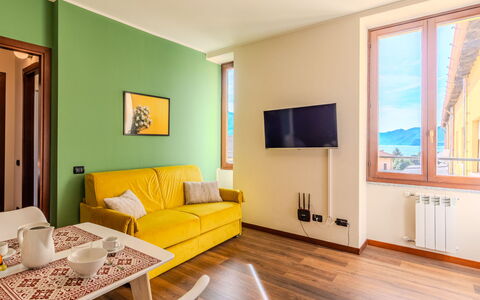 Accommodation:&nbsp;Piazza San Giuseppe 600.3