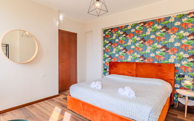 Accommodation:&nbsp;Piazza San Giuseppe 600.3