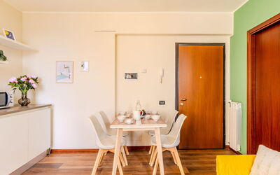 Accommodation:&nbsp;Piazza San Giuseppe 600.3