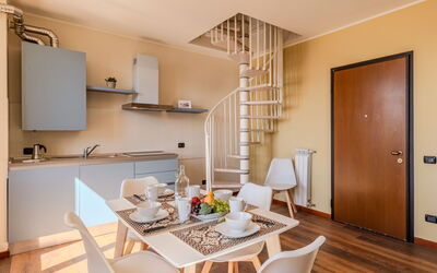 Accommodation:&nbsp;Piazza San Giuseppe 600.7