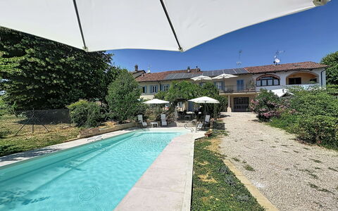 Casetta di Agnese: Swimming Pool, Residential Area, Outdoor Furniture, Resort, Umbrella, Leisure, Estate, Hacienda, Shade, Villa