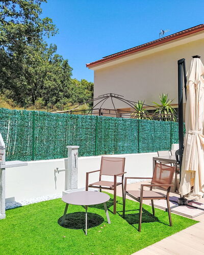 Suite Garden 31: Garden, Shade, Fence, Landscaping, Artificial Turf, Backyard, Home Fencing, Lawn, Yard, Balcony
