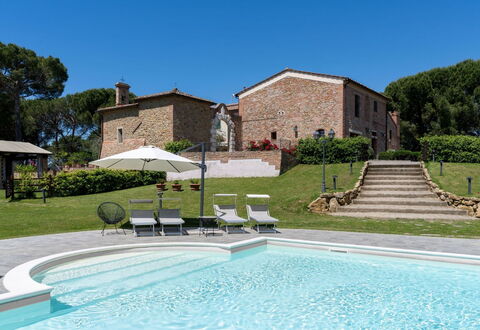 Tenuta i Mandorli, Pool, Wifi, Peccioli: Swimming Pool, Facade, House, Home, Residential Area, Estate, Outdoor Furniture, Cottage, Villa, Farmhouse