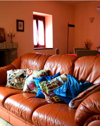 Casa Carletto, Abruzzo: Furniture, Couch, Interior Design, Flooring, Living Room, Floor, Wood, Room, Textile