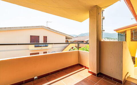 Casa Darc: Outdoor Furniture, Home, Furniture, Door, Outdoor Table, Chair, Kitchen & Dining Room Table, Shade, Balcony, Porch
