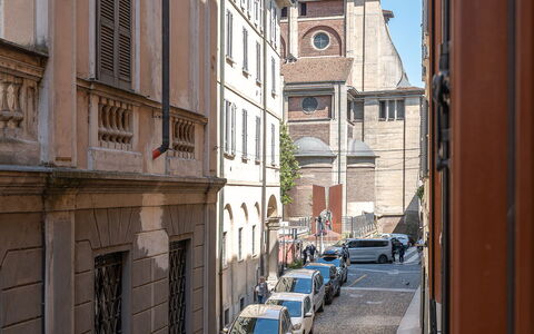 Dafne Suite: Window, Neighbourhood, Apartment, Balcony
