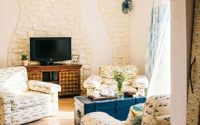 Accommodation:&nbsp;Crystal Sea Apartment 651.3