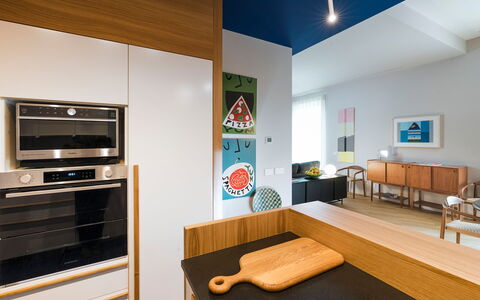 Il Monumento: Interior Design, Furniture, Wood, Kitchen, Flooring, Ceiling, Lighting, Floor, Countertop, Room