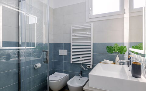 Brezza Costa Conero: Flooring, Plumbing Fixture, Interior Design, Floor, Bathroom, Toilet, Sink, Toilet Seat, Tap, Tile