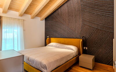 Accommodation:&nbsp;Anastasia 102.4