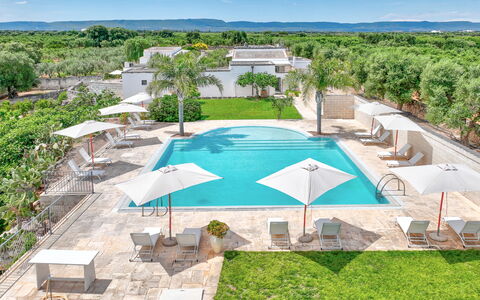 Masseria Lamagrotte By Raro Rooms: Swimming Pool, Resort, Estate, Eco Hotel, Hacienda, Shade, Sunlounger, Outdoor Furniture, Umbrella, Villa