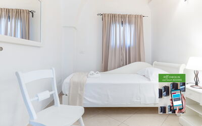 Accommodation:&nbsp;Erica Suite by Raro Rooms - Masseria Lamagrotte