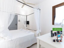 Accommodation:&nbsp;Mimosa Romantic By Raro Rooms - Masseria Lamagrott