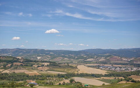 Casa Salvia, Ac, Wifi, Narni: Sky, Daytime, Mountainous Landforms, Nature, Natural Environment, Hill, Horizon, Mountain, Natural Landscape, Grassland