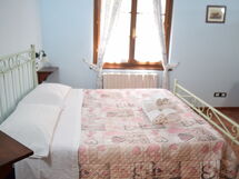 Accommodation:&nbsp;Girasole