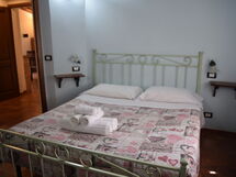 Accommodation:&nbsp;Girasole