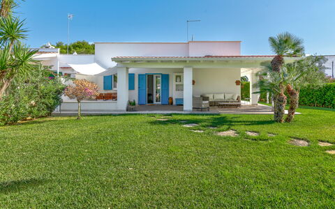 Villa Azzurra Monticelli: Shrub, Garden, Estate, Shade, Landscaping, Lawn, Hacienda, Villa, Yard