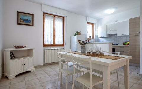 Accommodation:&nbsp;Iolanda 647.2