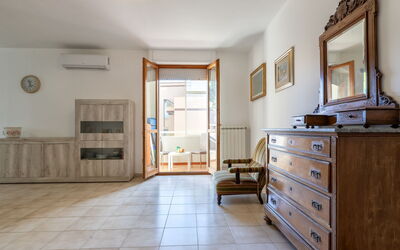 Accommodation:&nbsp;Iolanda 647.2