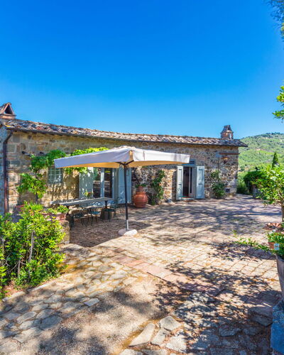 Casa Aia: House, Home, Roof, Cottage, Shrub, Siding, Estate, Farmhouse, Garden, Landscaping