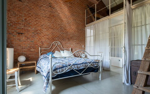 Villa Poggio Zucchino, Pool, Wellness, Piacenza: Furniture, Bedroom, Interior Design, Bed, Bed Frame, Floor, Lighting, Flooring, Bedding, Bed Sheet