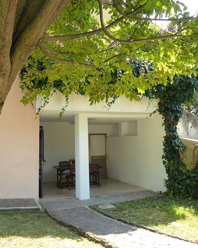 Villa Rosa Apartment Adventure: Garden, Shade, Backyard, Lawn, Yard, Landscaping, Courtyard, Daylighting, Hacienda