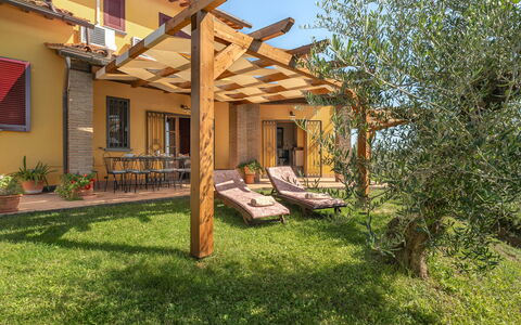 Villa Costa al Bagno: Wood, Home, Porch, Furniture, Backyard, Shade, Eco Hotel, Garden, Outdoor Furniture, Cottage
