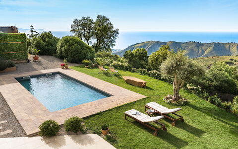 Casaita: Swimming Pool, Garden, Resort, Leisure, Eco Hotel, Outdoor Furniture, Landscaping, Mountain Range, Villa