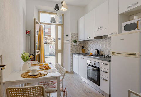 Casa La Conchiglia: Kitchen Appliance, Furniture, Kitchen, Interior Design, Major Appliance, Countertop, Flooring, Wood, Home Appliance, Cabinetry