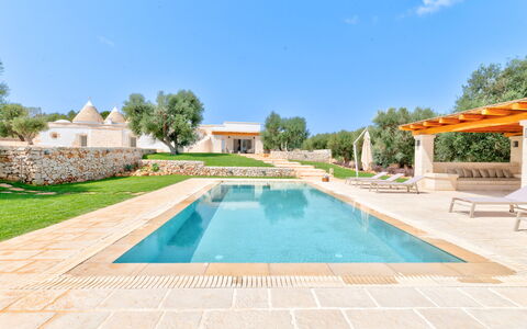 Trulli di Luccio: Garden, Swimming Pool, Landscaping, Design, Water Feature, Tile, Flagstone