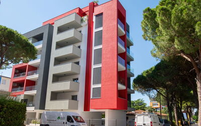Accommodation:&nbsp;One Life Suites 185.7