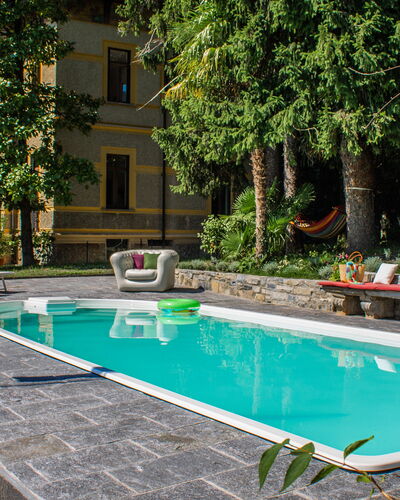 Virginia 16: Swimming Pool, Resort, Outdoor Furniture, Composite Material, Flagstone, Eco Hotel, Garden, Shade, Backyard, Thermae