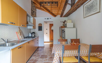 Accommodation:&nbsp;Rustic Flat Como