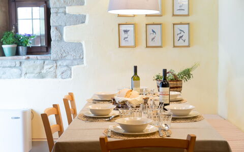 Torre Fantini: Furniture, Interior Design, Chair, Table, Dining Room, Wood, Kitchen & Dining Room Table, Tableware, Flooring, Ceiling