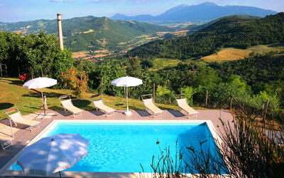 Villa Altavista: Mountainous Landforms, Hill, Mountain, Mountain Range, Highland, Hill Station, Ridge, Valley, Outdoor Furniture, Swimming Pool