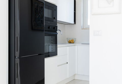 La Casa di Connie: Kitchen Appliance, Major Appliance, Interior Design, Flooring, Home Appliance, Kitchen, Floor, Refrigerator, Furniture, Home