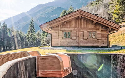 Accommodation:&nbsp;La Granda e la Piciola 301.3