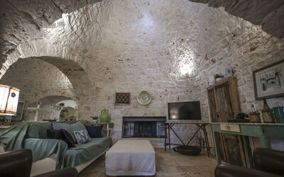Accommodation:&nbsp;Trullo Suite