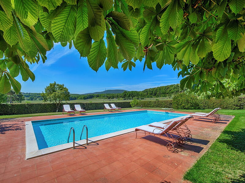 Secluded Wine Rustic Estate: 1300S Castle Suite &