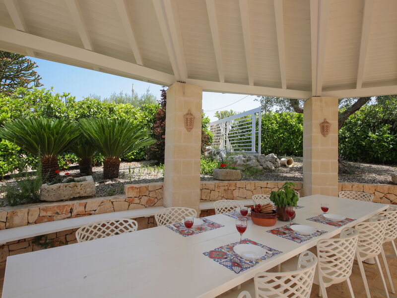 Trulli Retreat, Pool, Locorotondo
