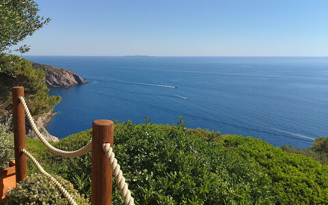 Stella Marina Apartment with Pool, Porto Santo Ste: Water, Body Of Water, Coastal And Oceanic Landforms, Sea, Coast, Ocean, Tropics, Shore, Bay, Handrail
