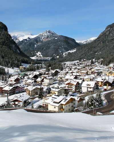 Domus Canazei: Mountainous Landforms, Mountain, Hill, Mountain Range, Hill Station, Highland, Landscape, Valley, Winter, Village