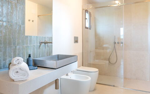 Terracorte Villa: Bathroom, Flooring, Plumbing Fixture, Interior Design, Wall, Floor, Sink, Tap, Mirror, Bathroom Sink