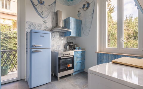 Focaincontromano Seaview, Genova: Major Appliance, Kitchen, Kitchen Appliance, Interior Design, Flooring, Furniture, Floor, Home Appliance, Refrigerator, Cabinetry