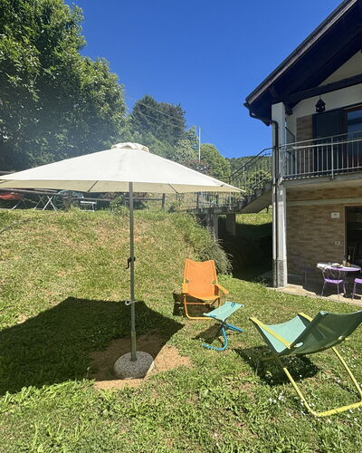 La Montagna al Mare, Relax sul Beigua: Shade, Lawn, Garden, Leisure, Backyard, Umbrella, Yard, Landscaping, Outdoor Furniture, Eco Hotel